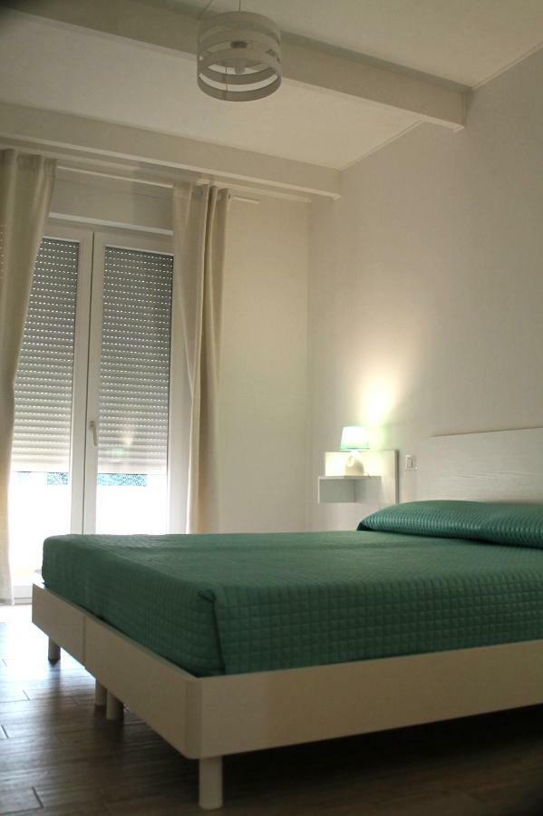 B&B Le Tre Spiagge Calasetta Exteriör bild