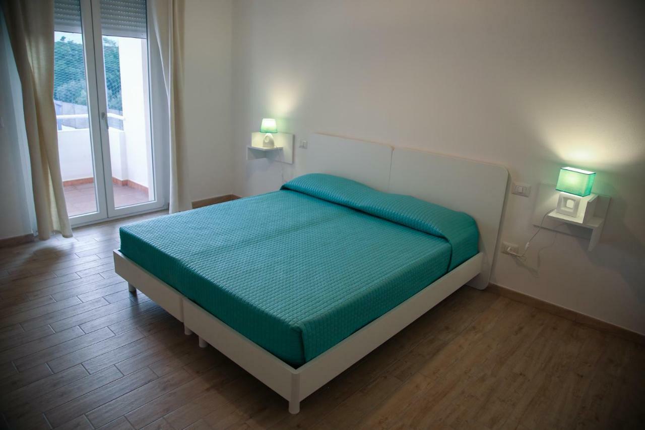 B&B Le Tre Spiagge Calasetta Exteriör bild